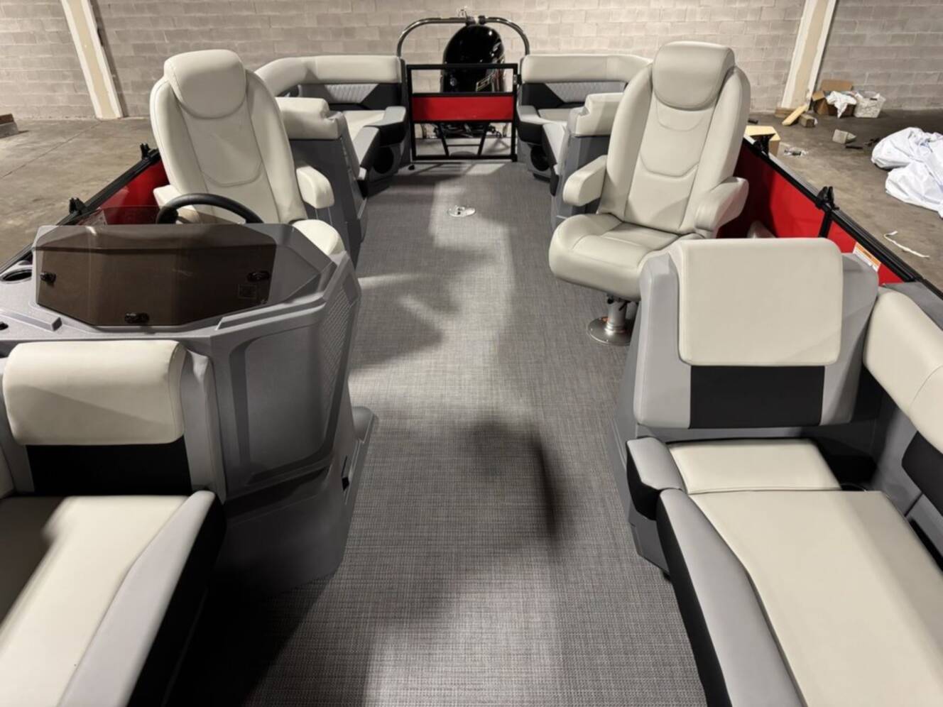 A photo of this 2026 Starcraft Marine VX 22 R DH