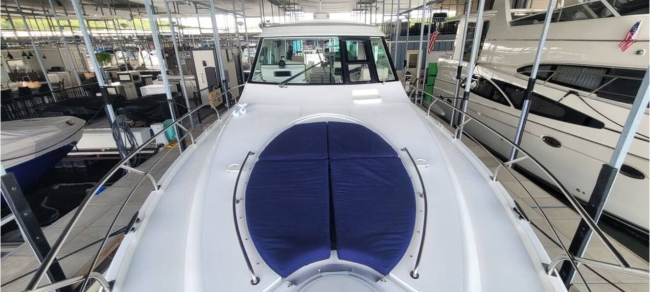 A photo of this 2011 Cruisers Yachts 48 Cantius