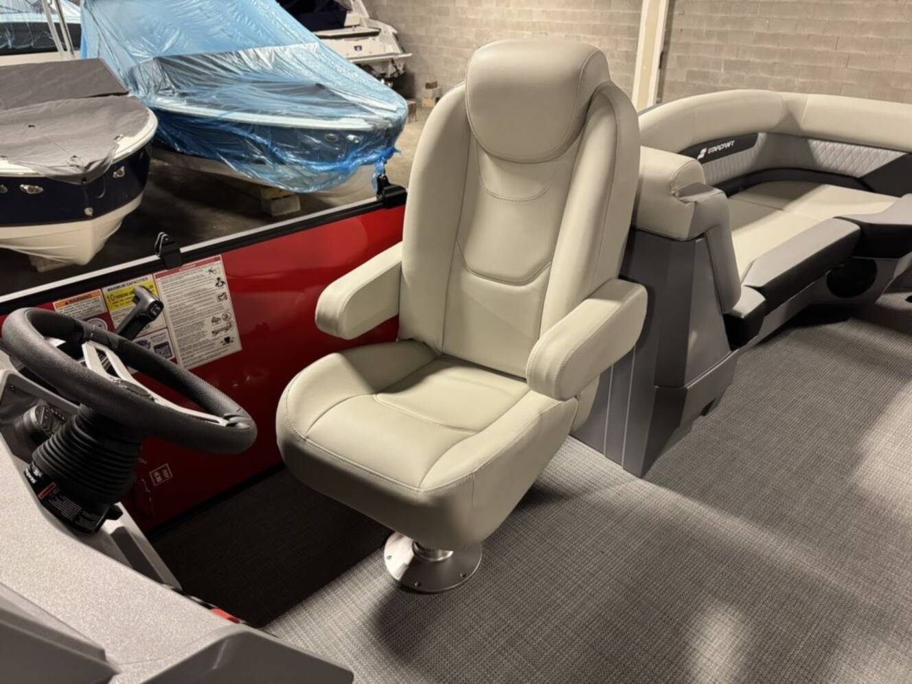 A photo of this 2026 Starcraft Marine VX 22 R DH