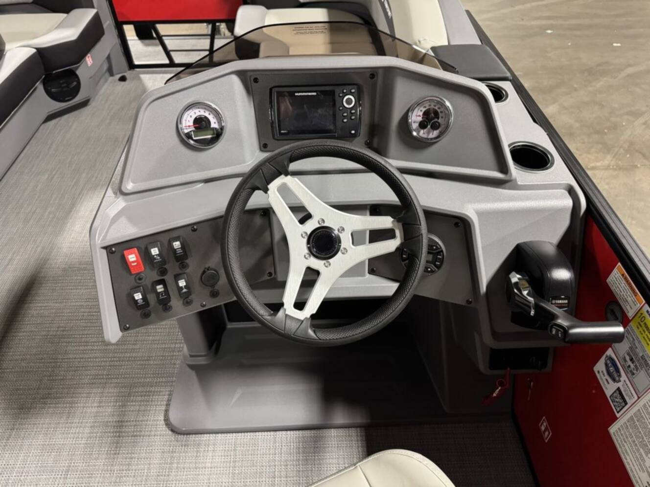 A photo of this 2026 Starcraft Marine VX 22 R DH