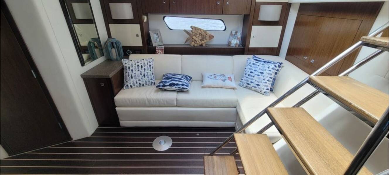 A photo of this 2011 Cruisers Yachts 48 Cantius