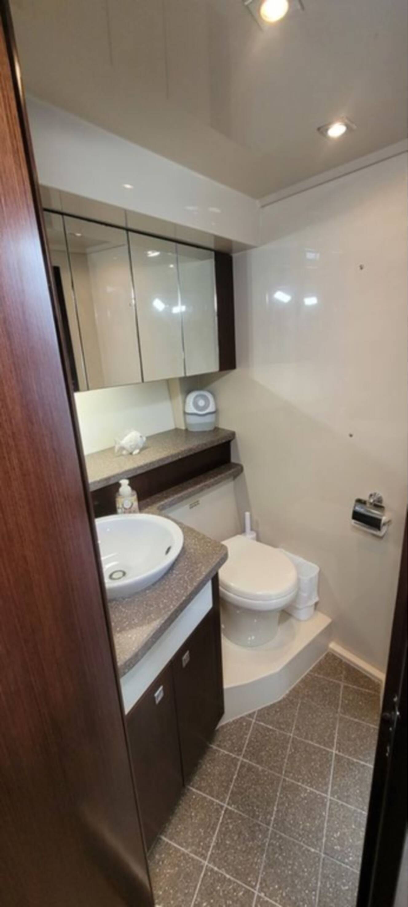 A photo of this 2011 Cruisers Yachts 48 Cantius