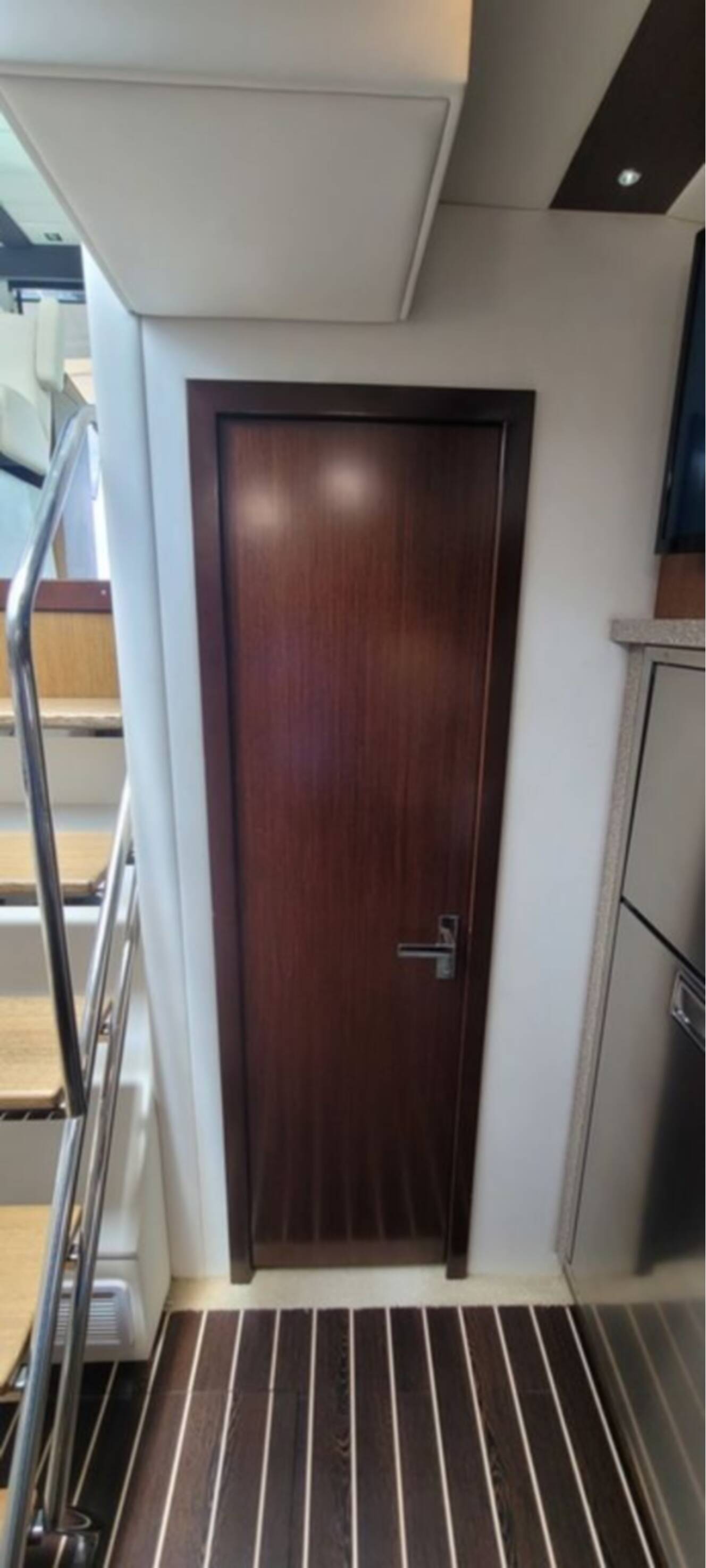 A photo of this 2011 Cruisers Yachts 48 Cantius