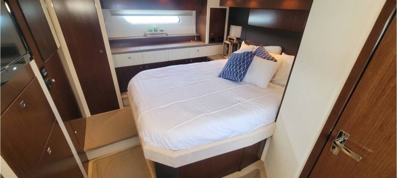 A photo of this 2011 Cruisers Yachts 48 Cantius
