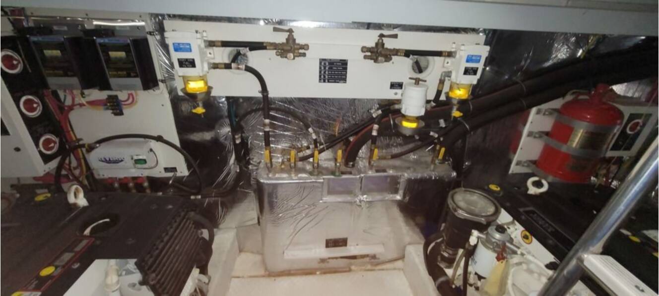 A photo of this 2011 Cruisers Yachts 48 Cantius