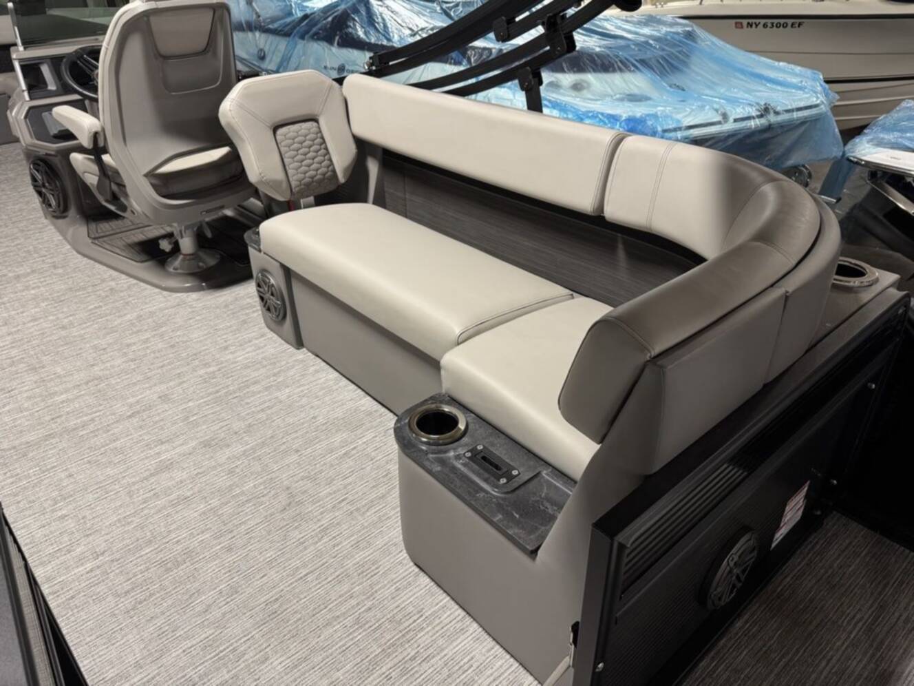 A photo of this 2023 Qwest Pontoons 8524 M-Class RLS Triple Tube RTZ