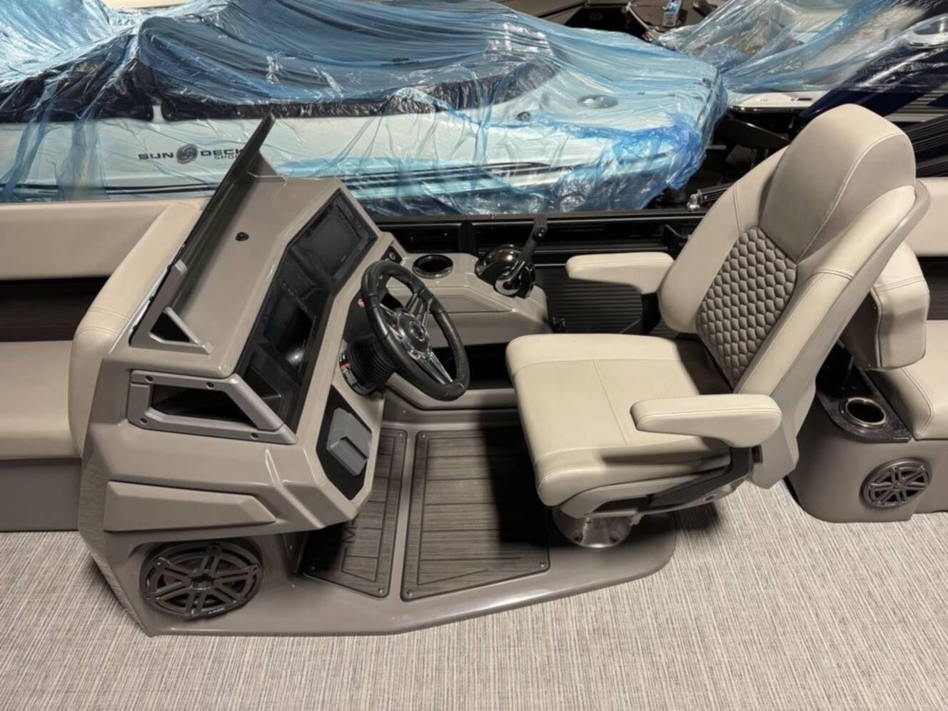 A photo of this 2023 Qwest Pontoons 8524 M-Class RLS Triple Tube RTZ