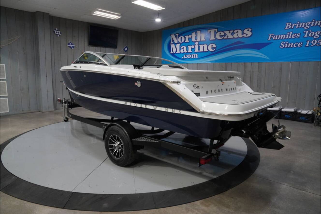 A photo of this 2026 Four Winns H1 Freedom