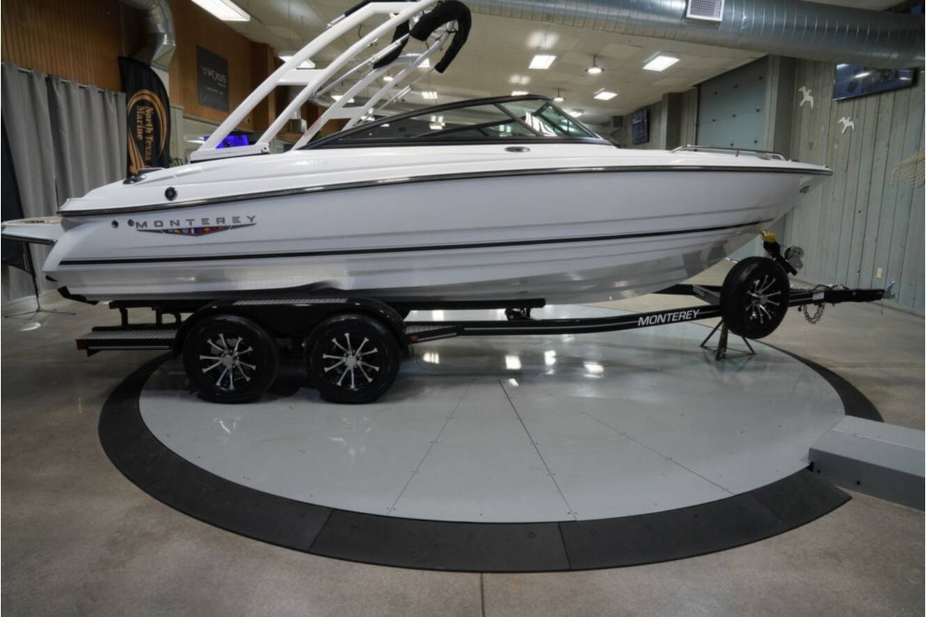 A photo of this 2025 Monterey 224FS