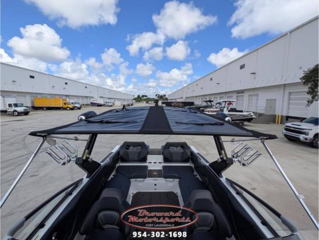 A photo of this 2026 Scarab SB235 LX WAKE