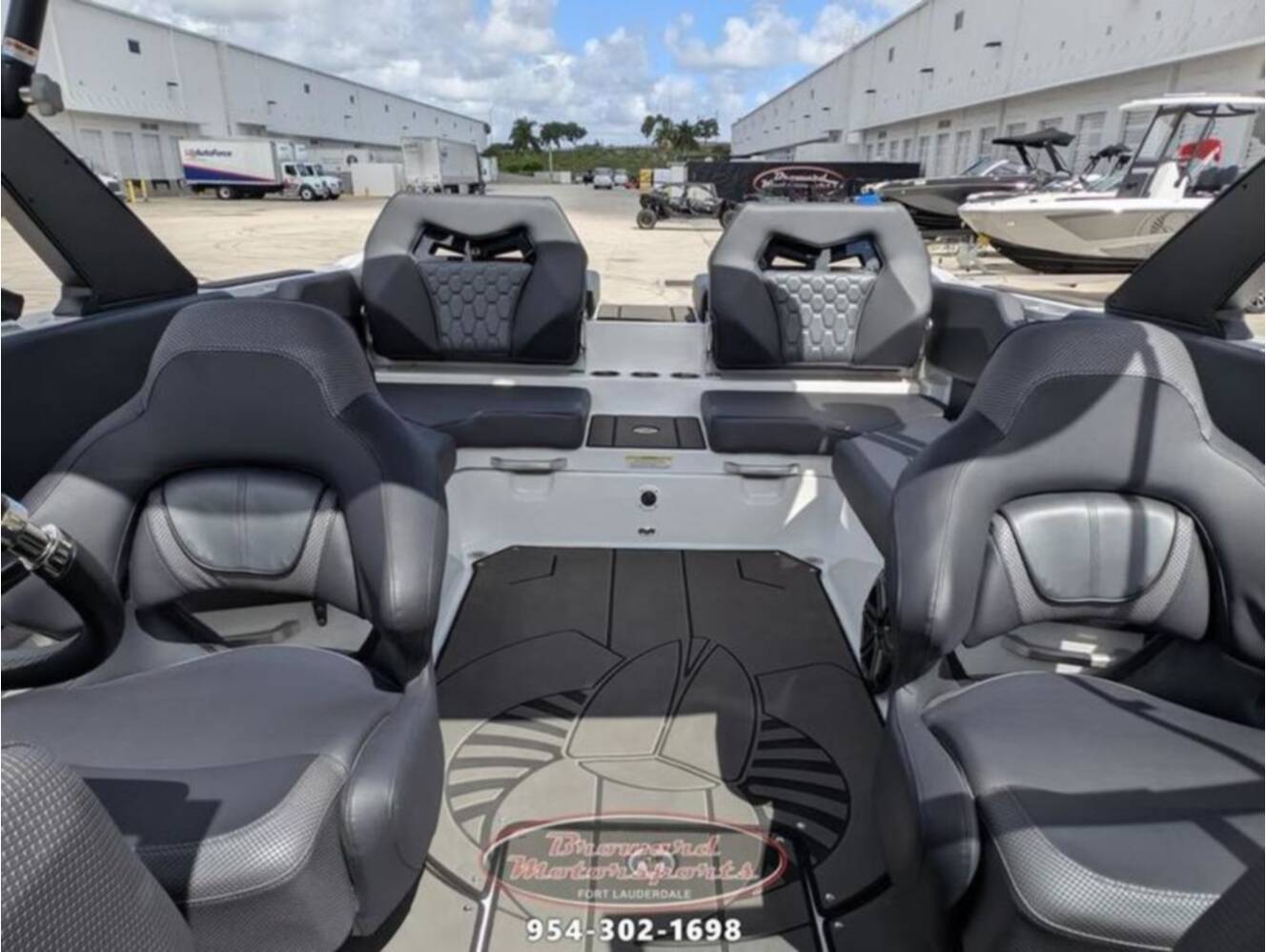 A photo of this 2026 Scarab SB235 LX WAKE