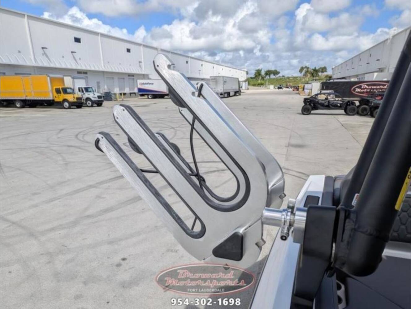 A photo of this 2026 Scarab 235 LX Wake