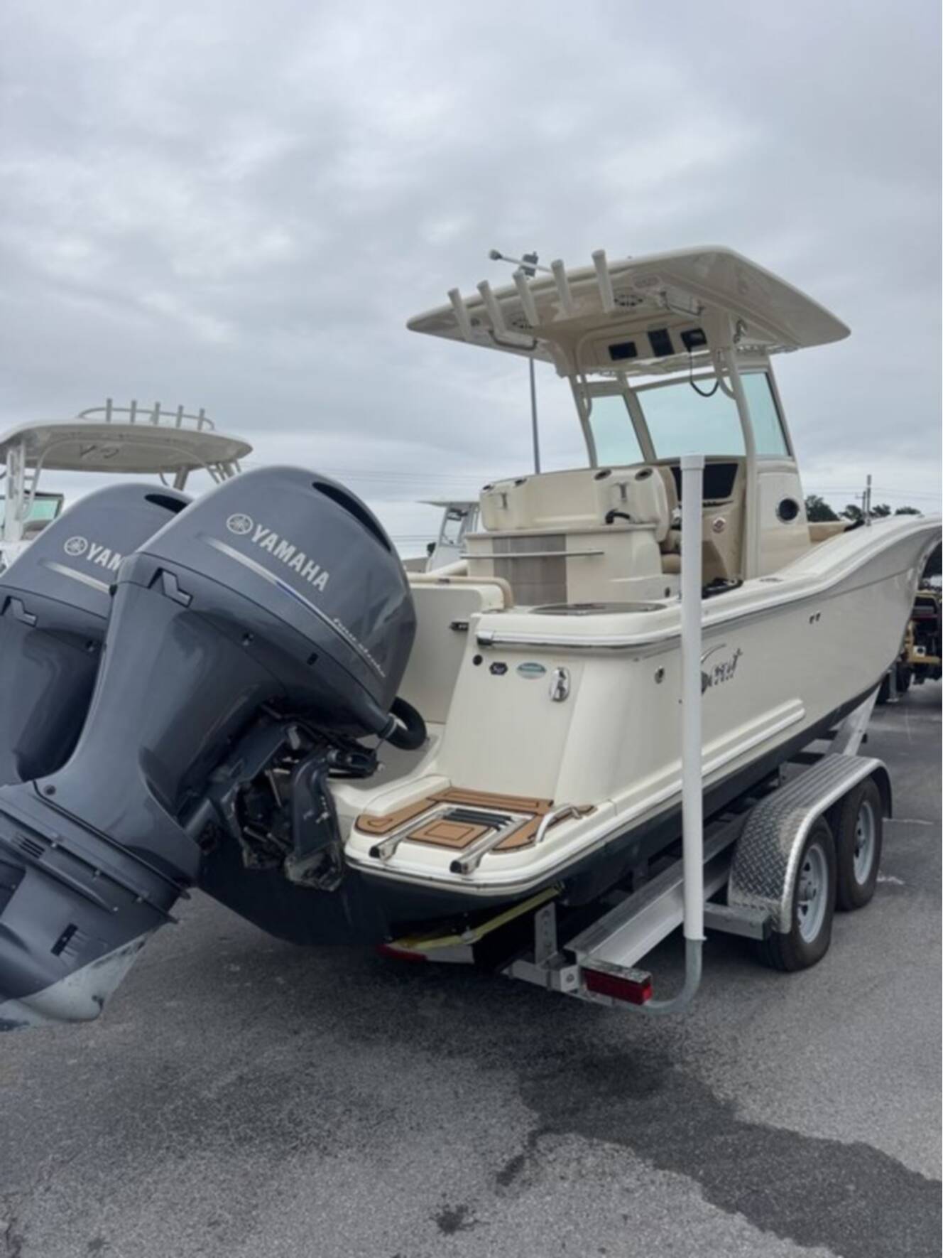 A photo of this 2018 Scout Boats 275 LXF