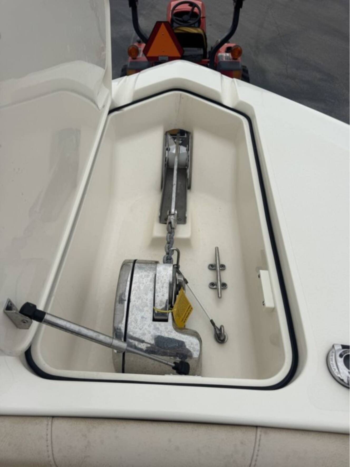 A photo of this 2018 Scout Boats 275 LXF