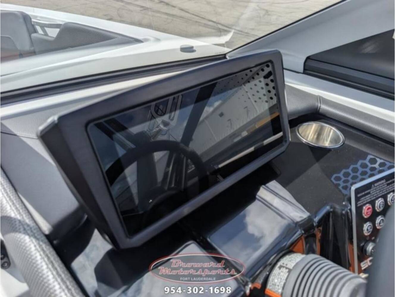 A photo of this 2026 Scarab 235 LX Wake