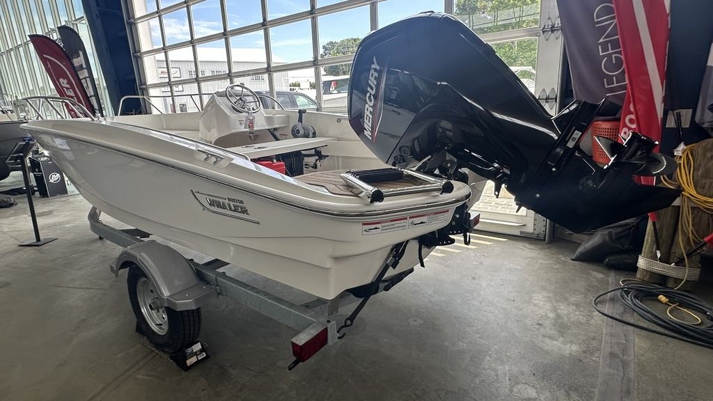 2025 Boston Whaler 160 Super Sport in hampton bays NY