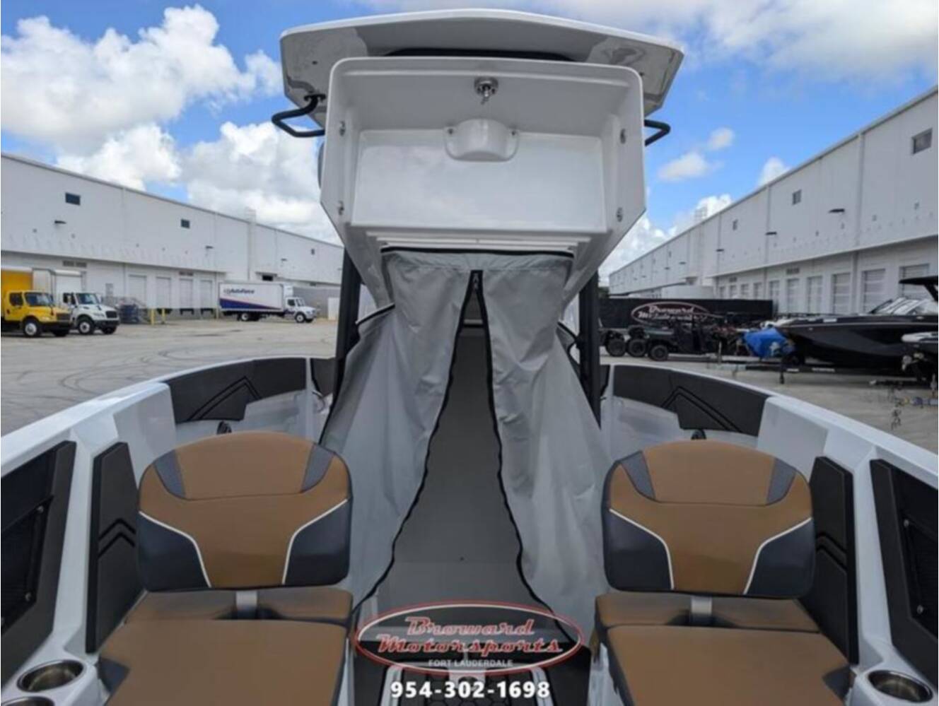 A photo of this 2026 Scarab 255 Open LX