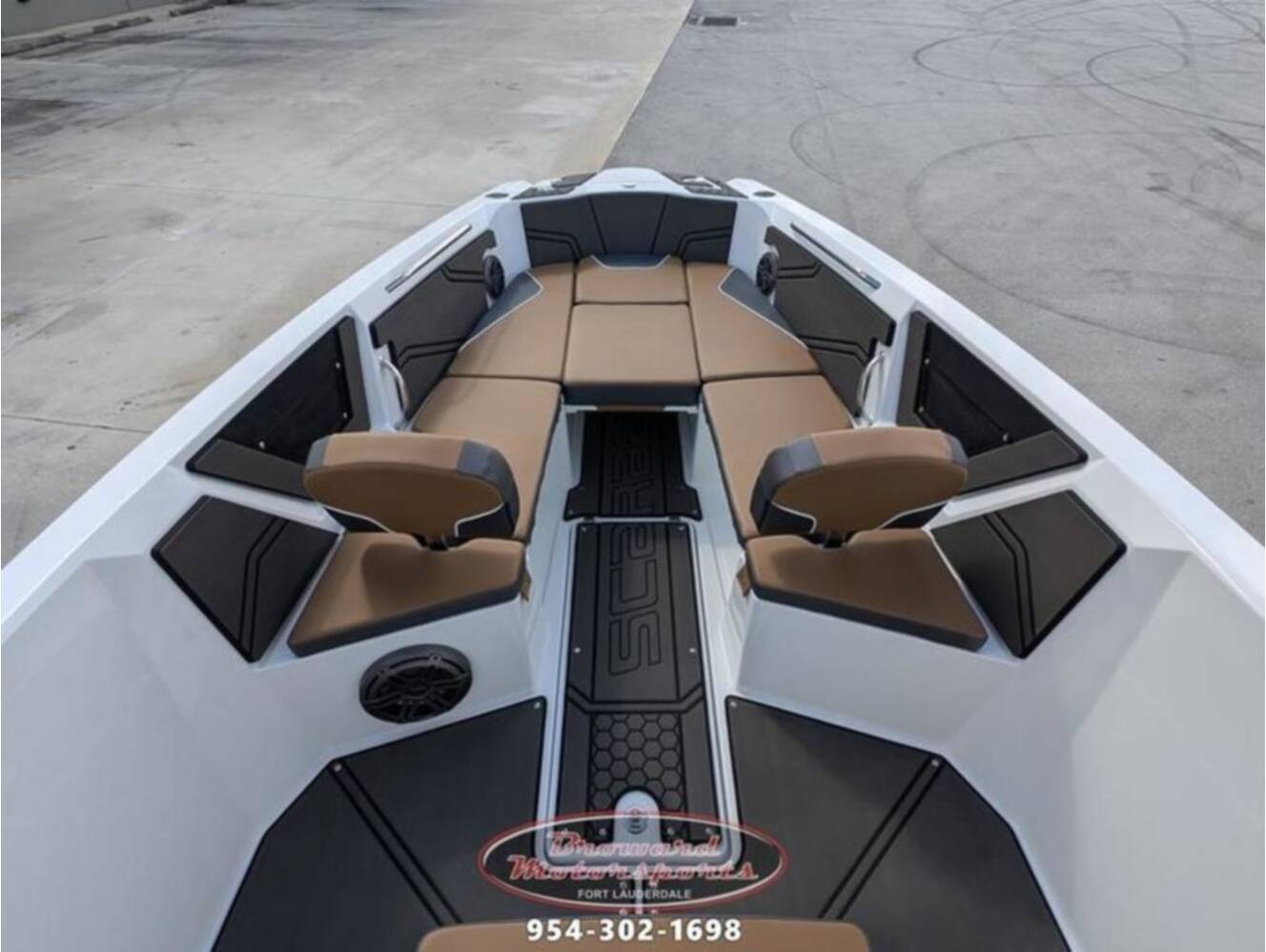 A photo of this 2026 Scarab 255 Open LX