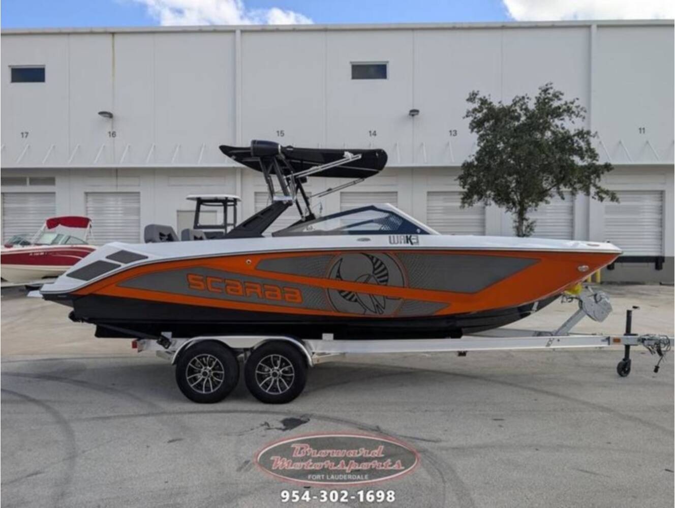 A photo of this 2026 Scarab 235 LX Wake