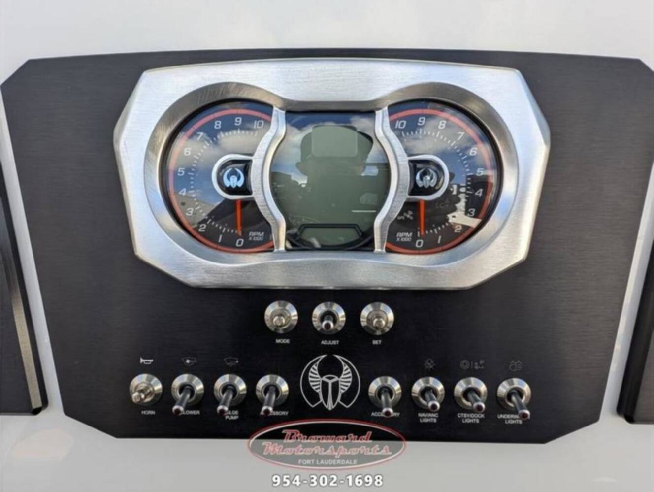A photo of this 2026 Scarab 255 Open LX