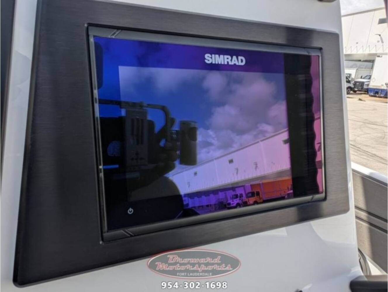 A photo of this 2026 Scarab 255 Open LX