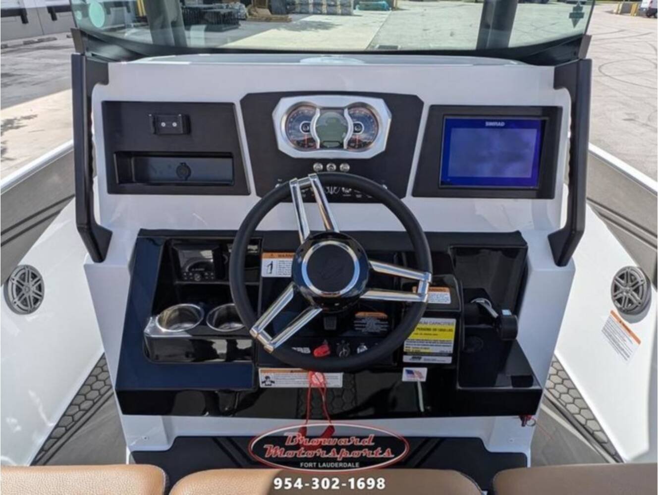 A photo of this 2026 Scarab 255 Open LX