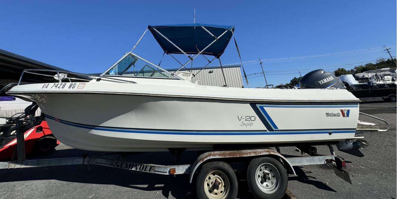 A photo of this 1988 Wellcraft V20-Steplift