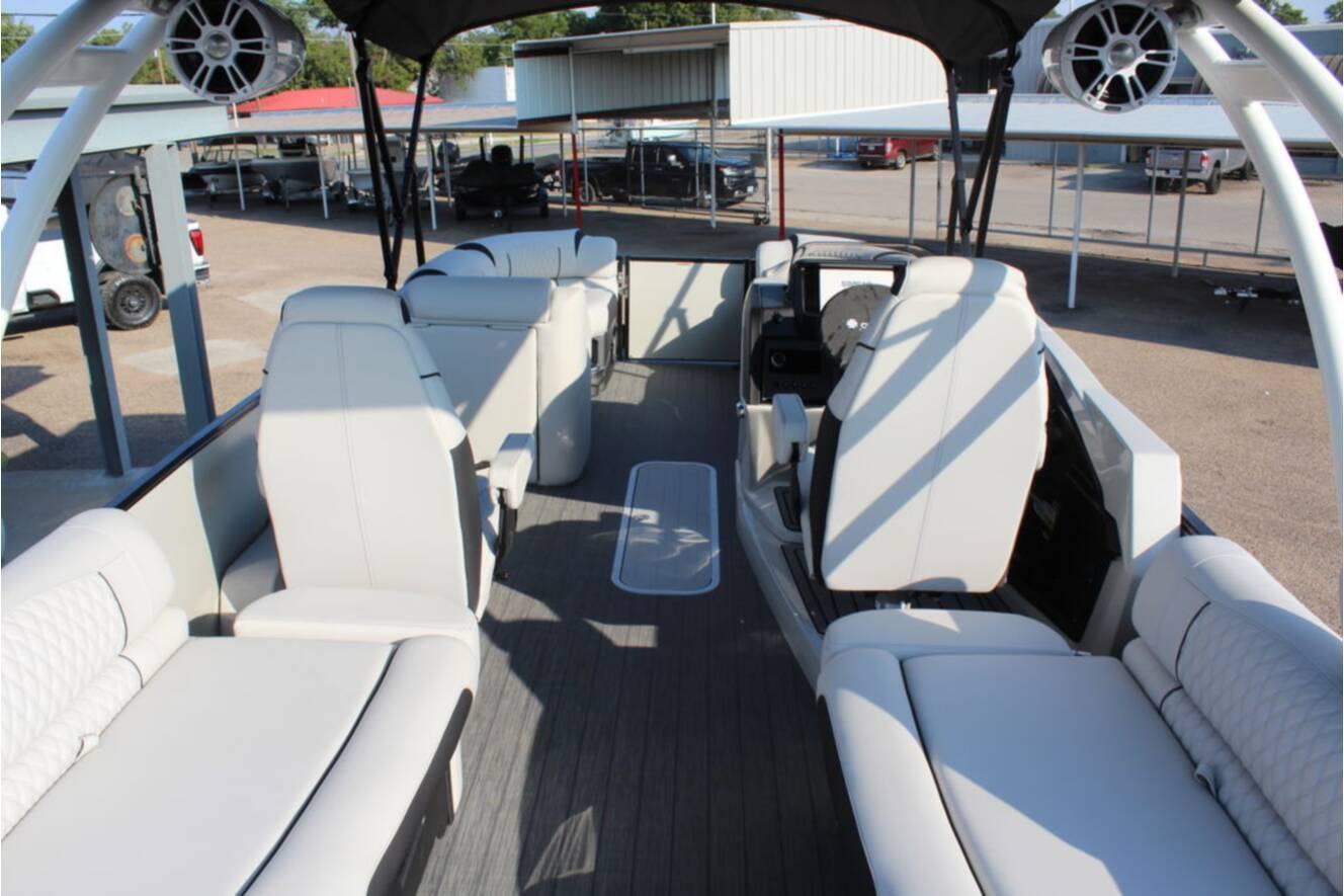 A photo of this 2026 Avalon Excalibur LTD Quad Lounge 25 FT