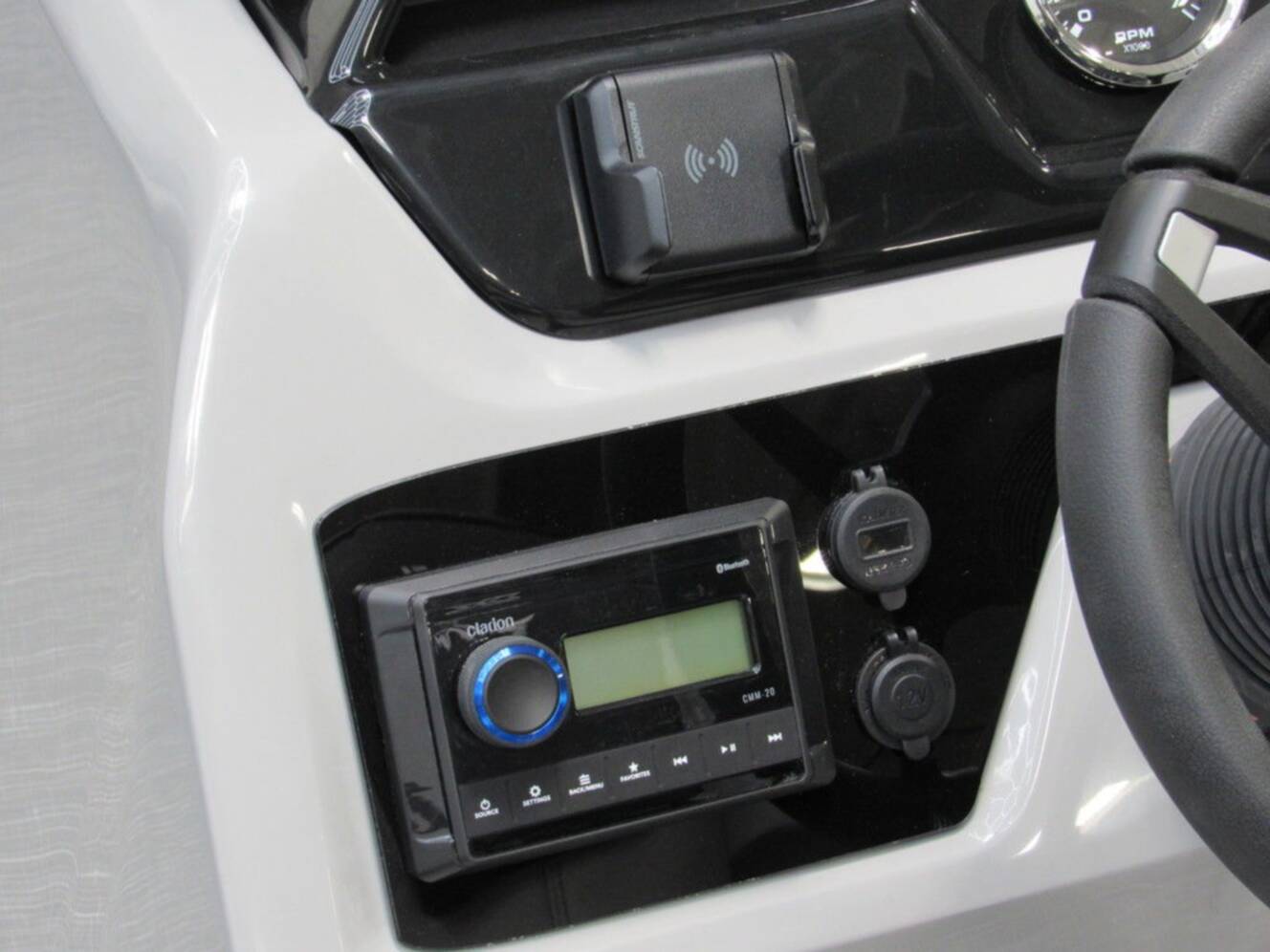 A photo of this 2026 Viaggio Lago V20C