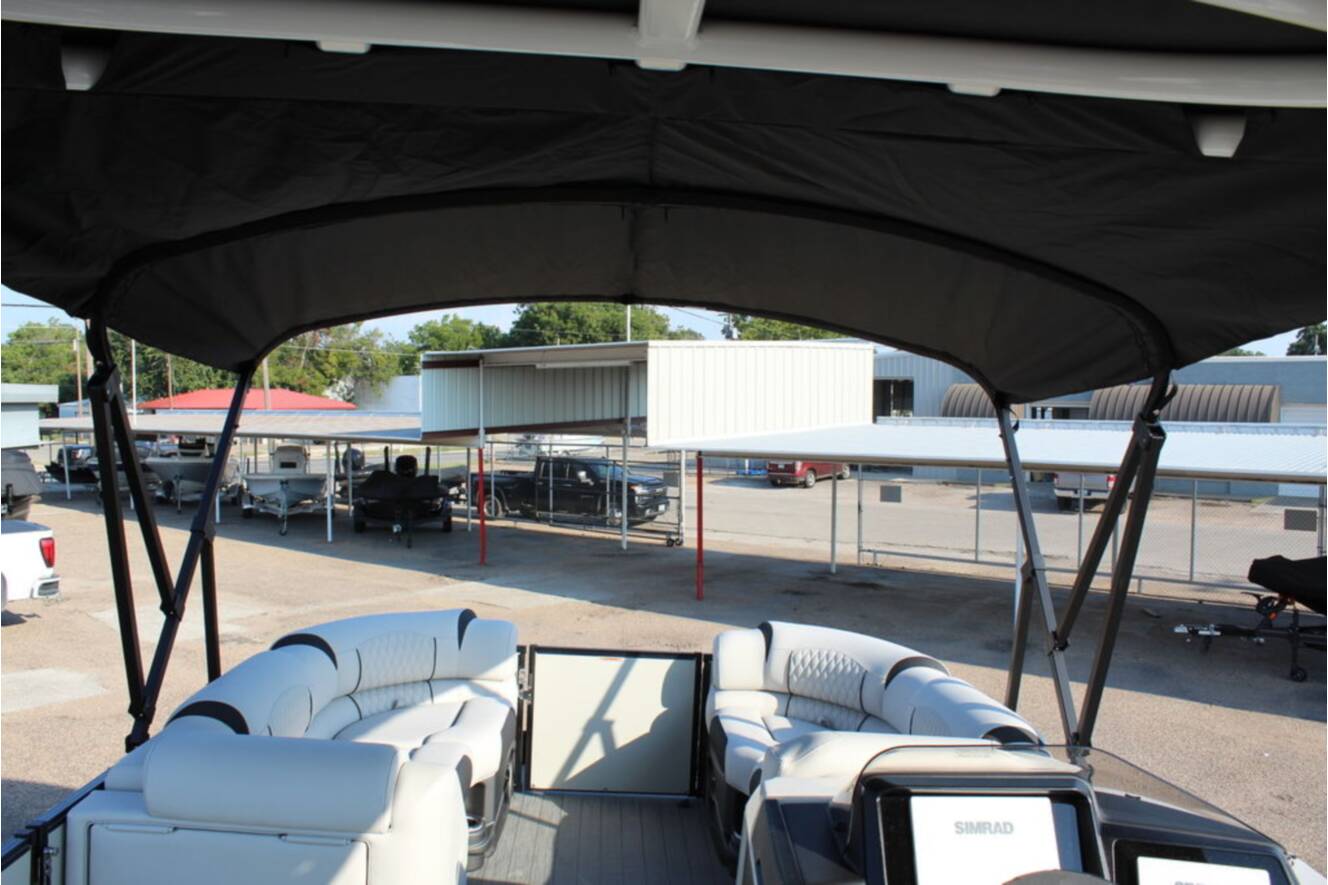 A photo of this 2026 Avalon Excalibur LTD Quad Lounge 25 FT
