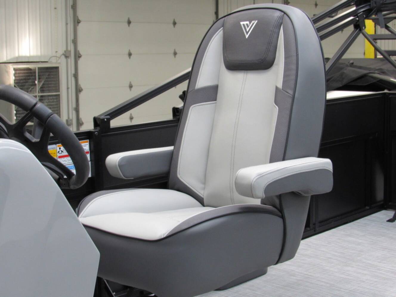 A photo of this 2026 Viaggio Lago V20C