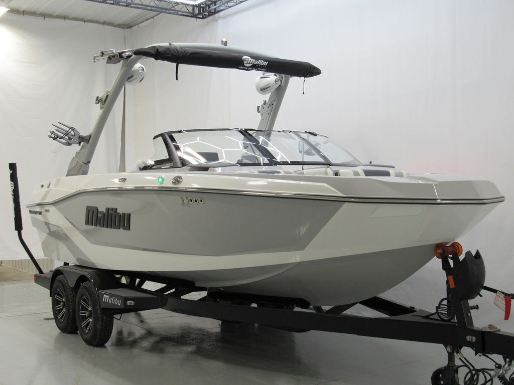 2026 Malibu Boats 21 LX in atlanta IN