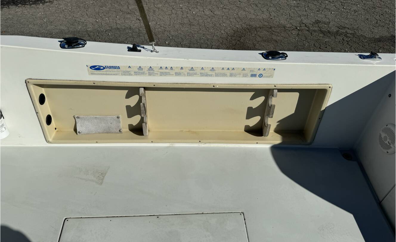 A photo of this 1988 Wellcraft V20-Steplift