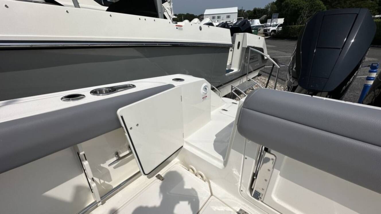 A photo of this 2025 Boston Whaler 330 Outrage
