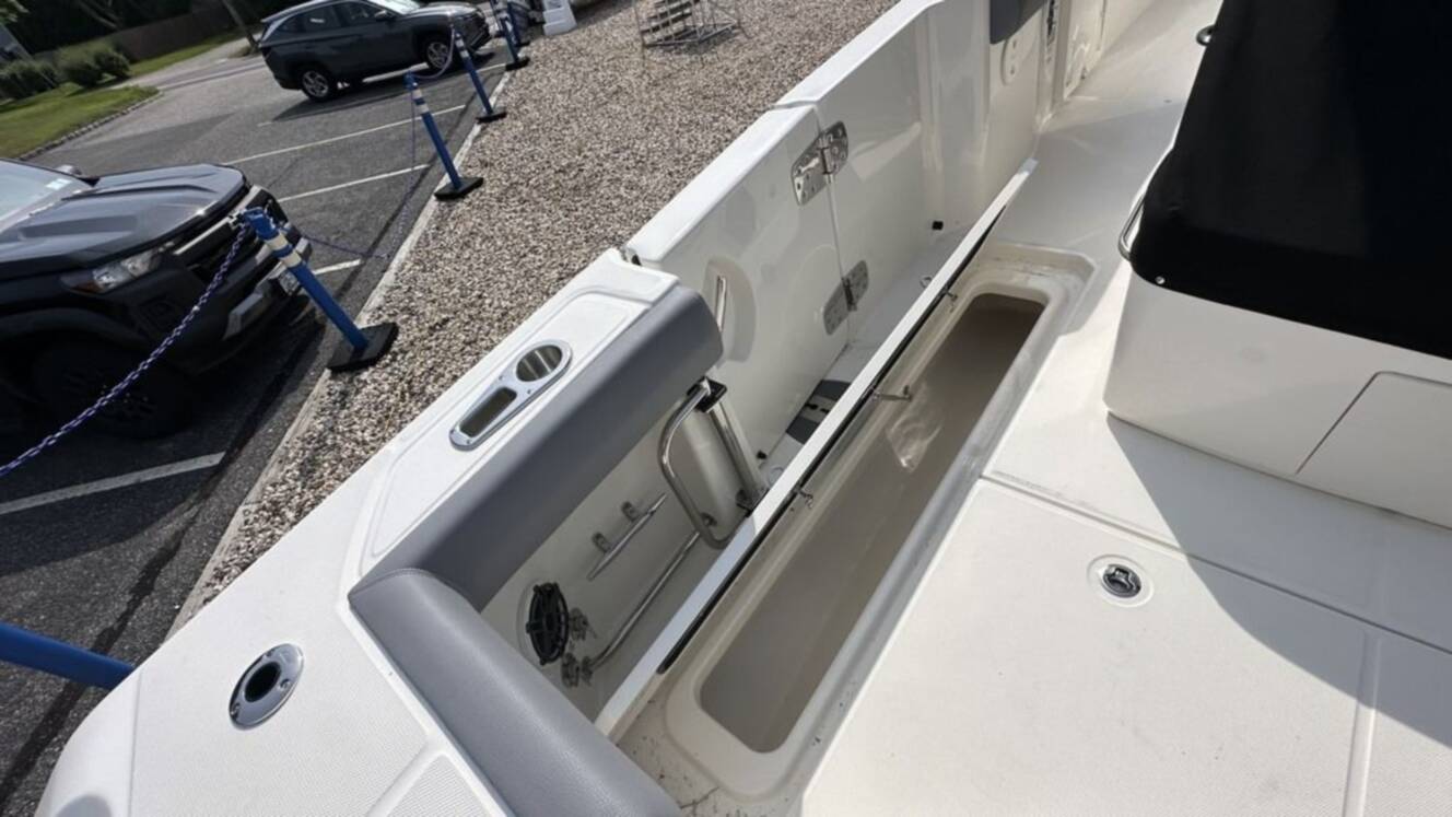 A photo of this 2025 Boston Whaler 330 Outrage