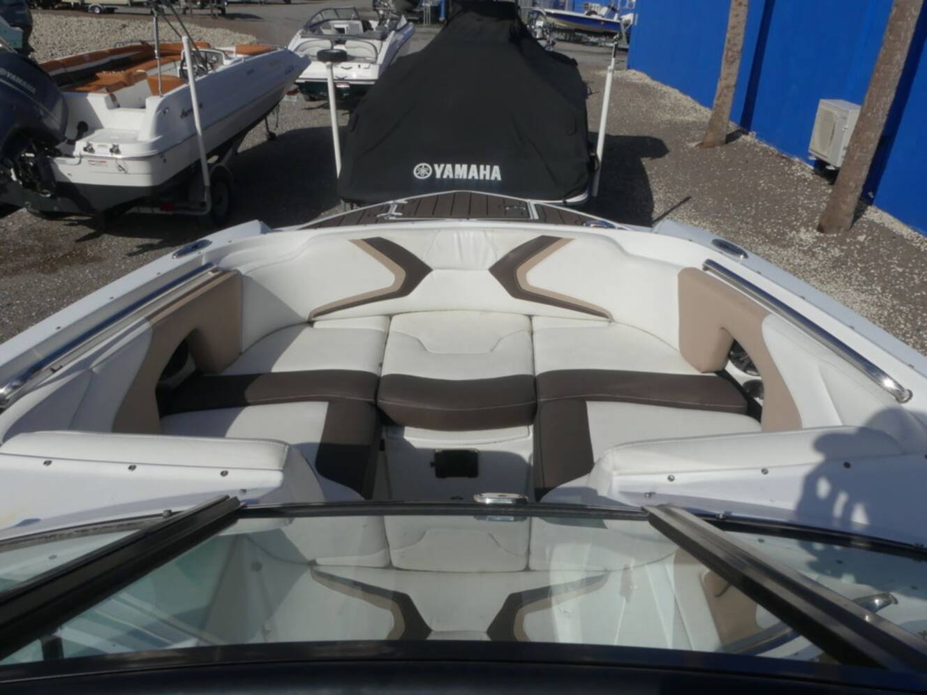 A photo of this 2017 Monterey M4