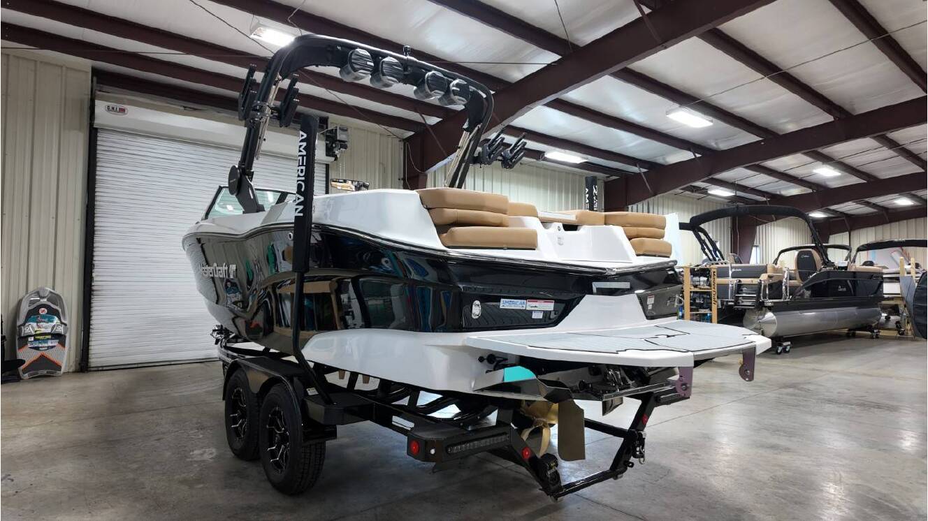 A photo of this 2026 Mastercraft XT22