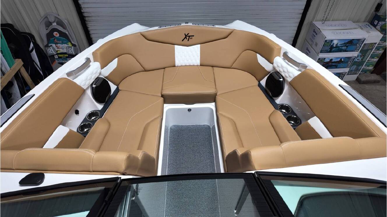 A photo of this 2026 Mastercraft XT22