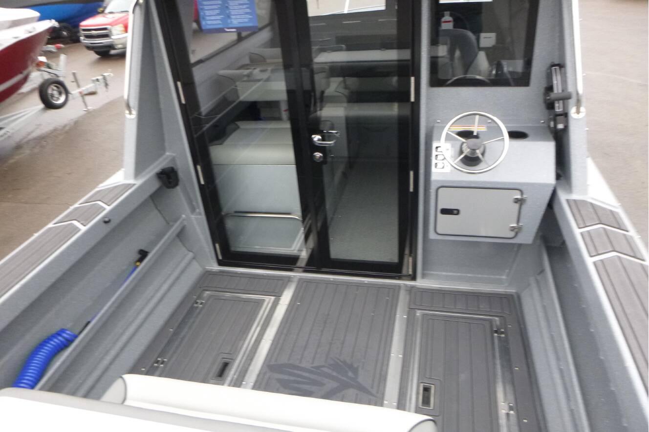 A photo of this 2026 Kingfisher 25 XAC