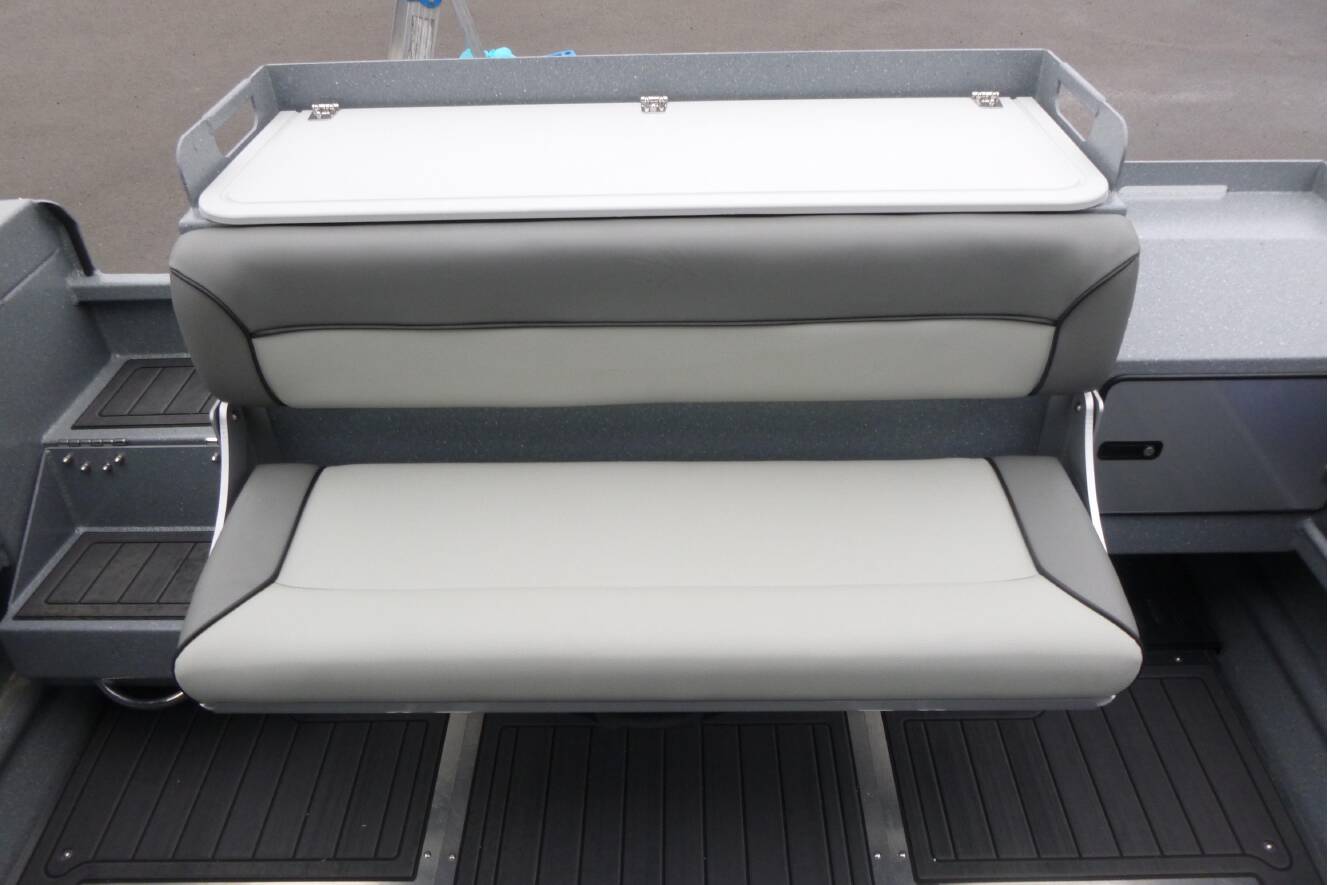 A photo of this 2026 Kingfisher 25 XAC