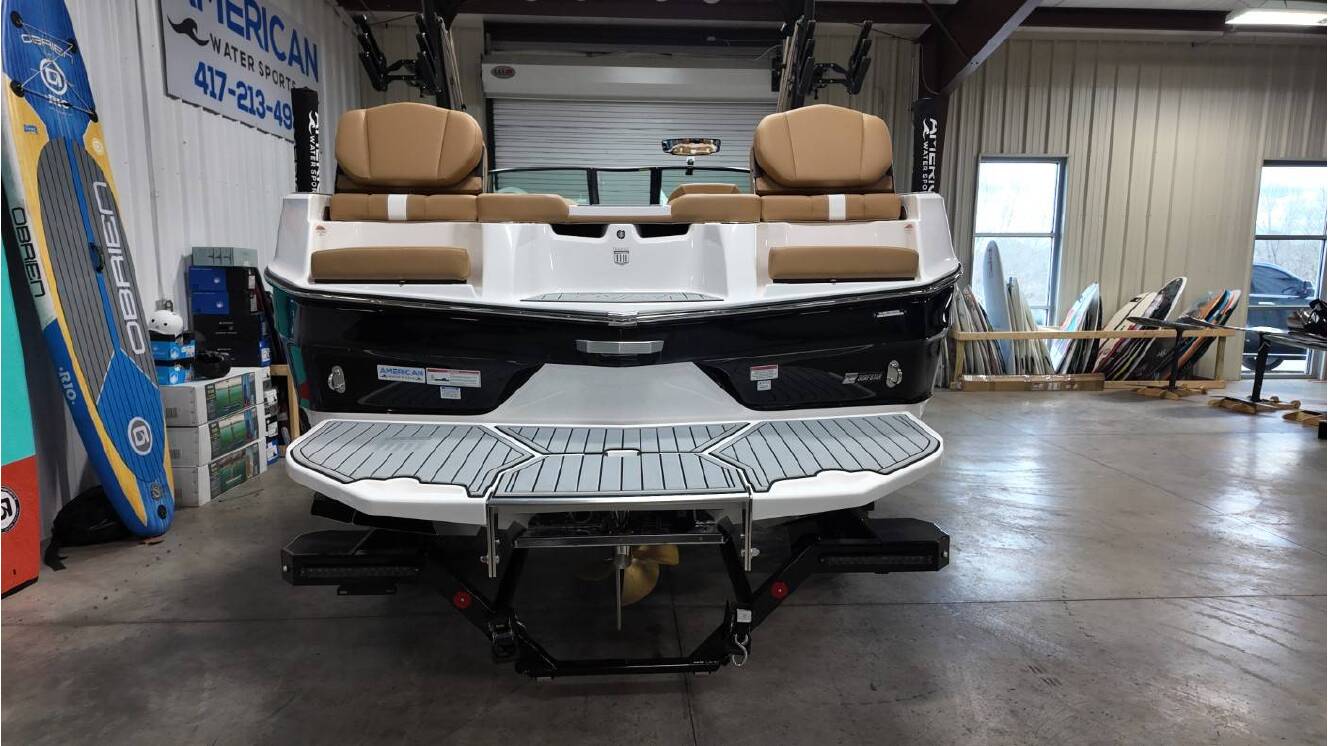 A photo of this 2026 Mastercraft XT22