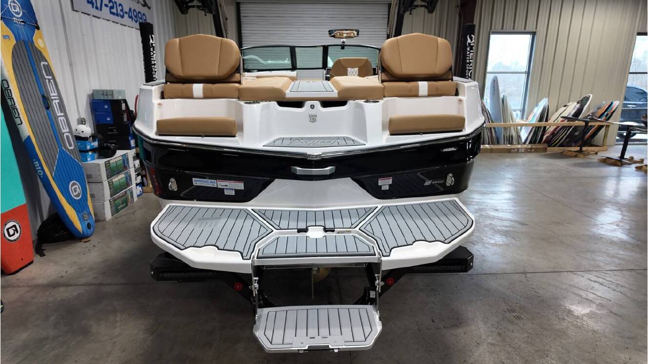 A photo of this 2026 Mastercraft XT22