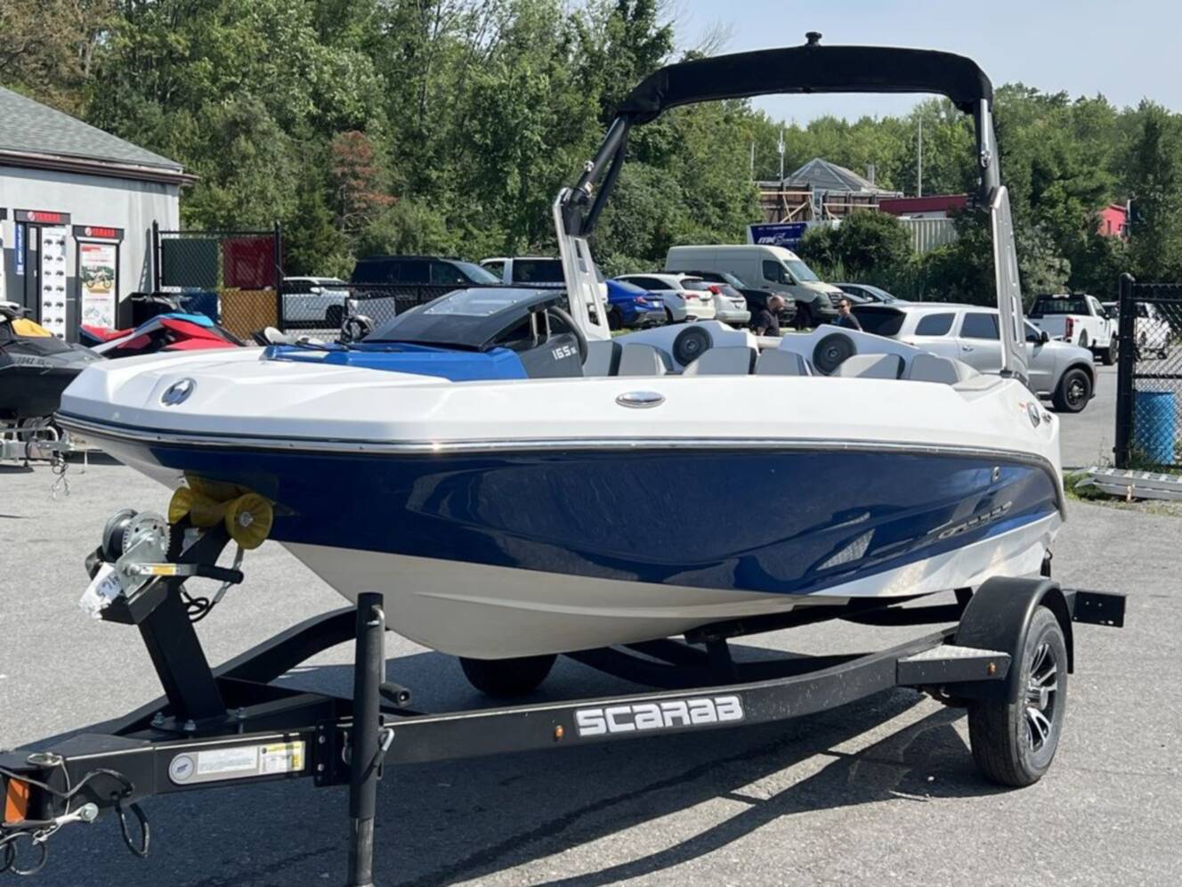 A photo of this 2025 Scarab 165 SE