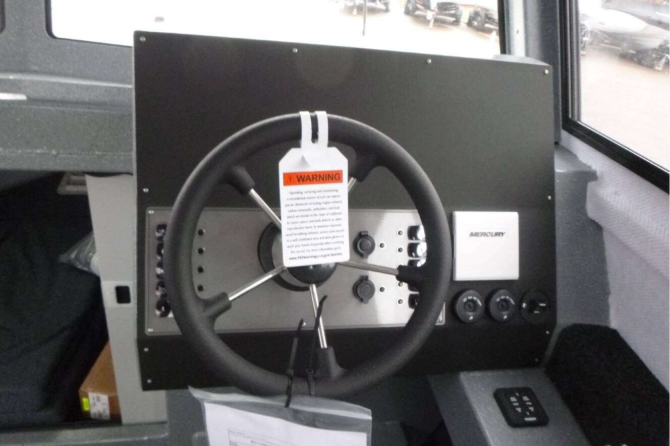 A photo of this 2026 Kingfisher 25 XAC