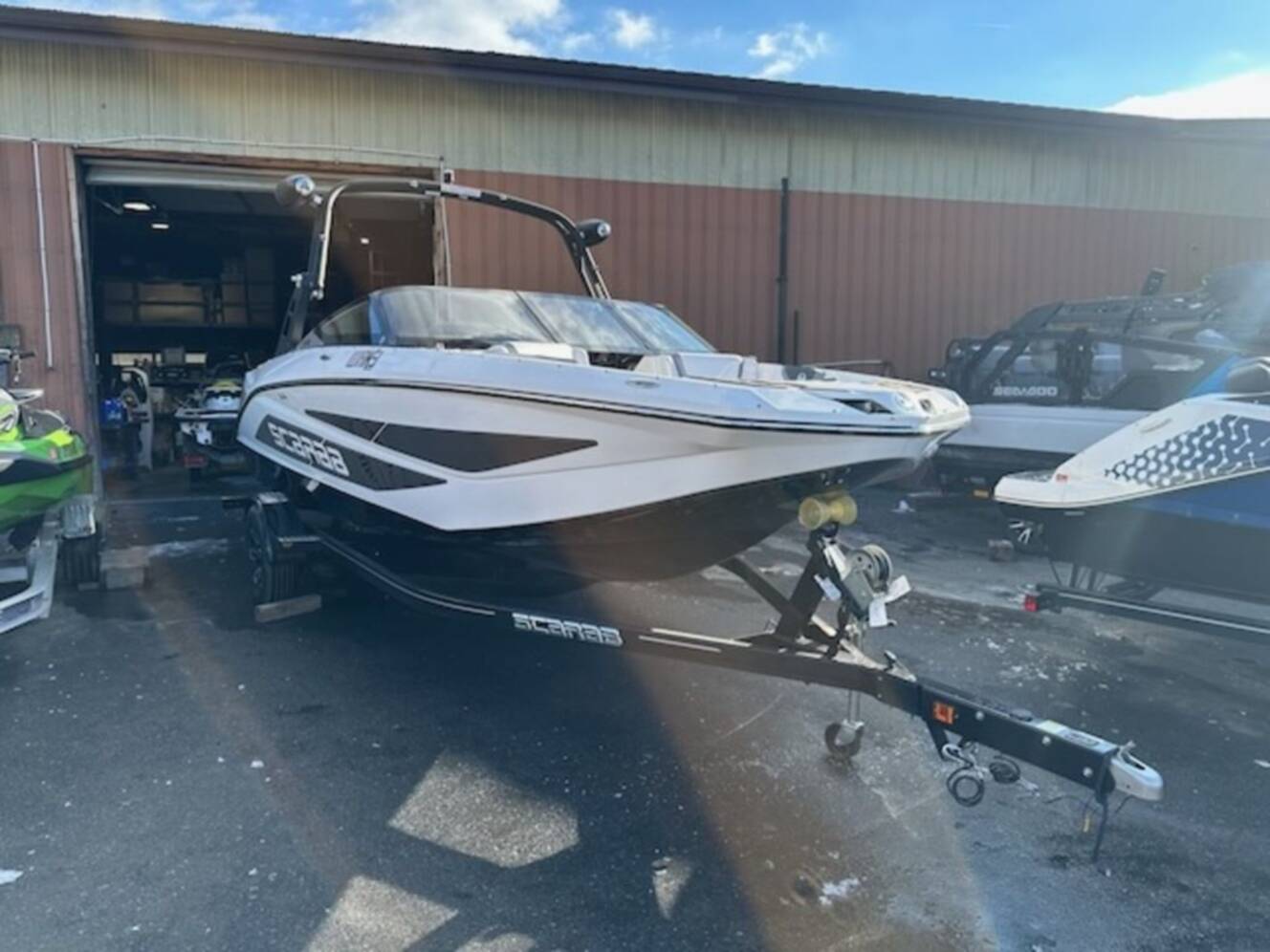 A photo of this 2024 Scarab 215 Wake ID