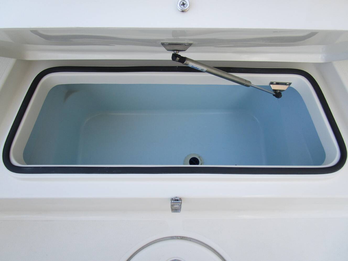 A photo of this 2024 Ranger 2660 Bay