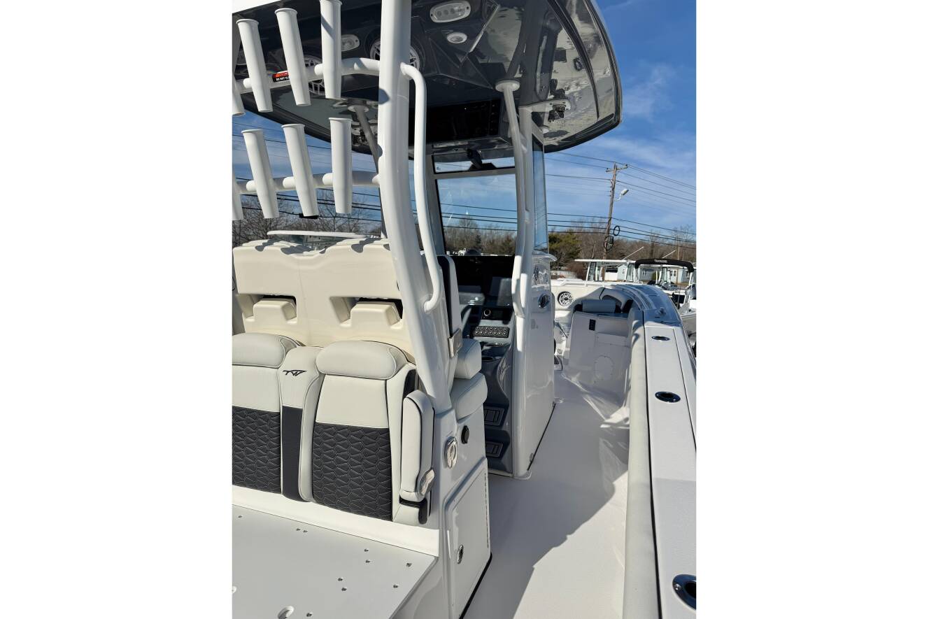 A photo of this 2026 Tidewater 282 CC Adventure