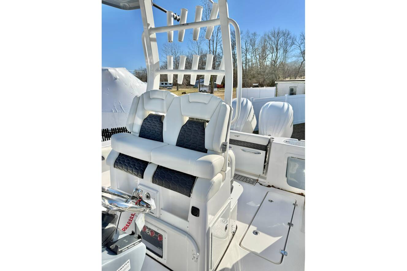 A photo of this 2026 Tidewater 282 CC Adventure