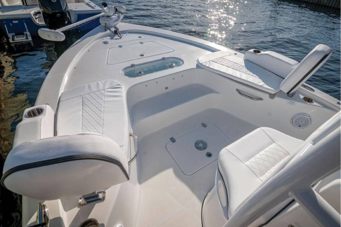 A photo of this 2025 Sea Pro 250 Bay