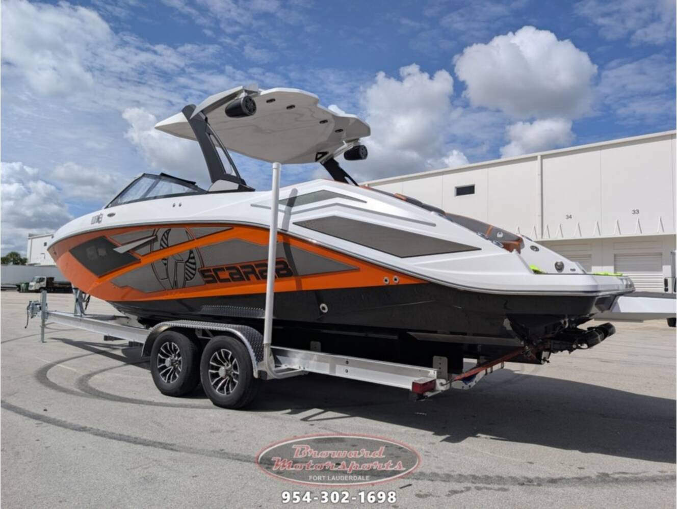 A photo of this 2026 Scarab SB285 LX WAKE